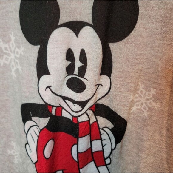 Disney Mickey Mouse Winter Christmas Pajama Top Size Medium - Picture 3 of 9